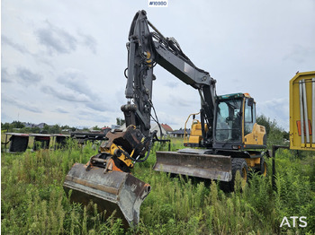 Excavadora de ruedas 2010 Volvo EW160C z rototilt i łyżką w zestawie: foto 3