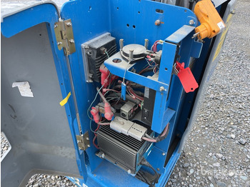 Plataforma de mástil vertical 2016 Genie GR-15 (Inoperable) Vertical Mast Lift: foto 5