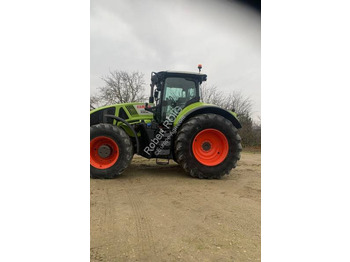 Tractor CLAAS Axion 920