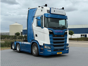 Cabeza tractora SCANIA S 660