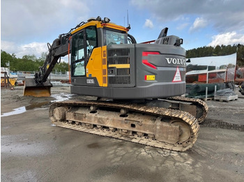 Excavadora de cadenas VOLVO ECR235
