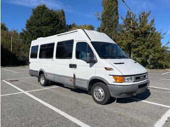 Autobús suburbano IVECO Daily