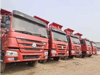 Camión volquete SINOTRUK HOWO