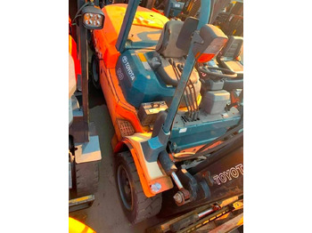 Carretilla elevadora diésel TOYOTA