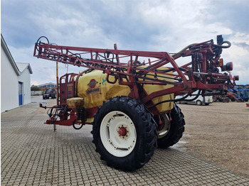 Pulverizador arrastrado Hardi COMMANDER 4200L: foto 3 Pulverizador arrastrado Hardi COMMANDER 4200L: foto 3