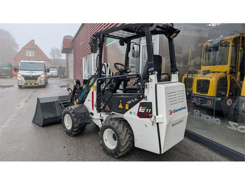 Cargadora articulada Eurotrac W11-E DEMO: foto 3
