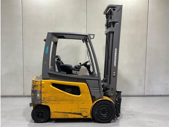 Carretilla elevadora eléctrica JUNGHEINRICH EFG 425