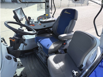 Tractor New Holland T7.225 AC Stage V Blue Power: foto 3