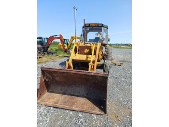 Retroexcavadora Massey Ferguson 50B traktorikaivuri: foto 4 Retroexcavadora Massey Ferguson 50B traktorikaivuri: foto 4