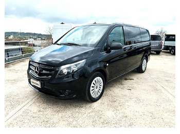 Coche MERCEDES-BENZ