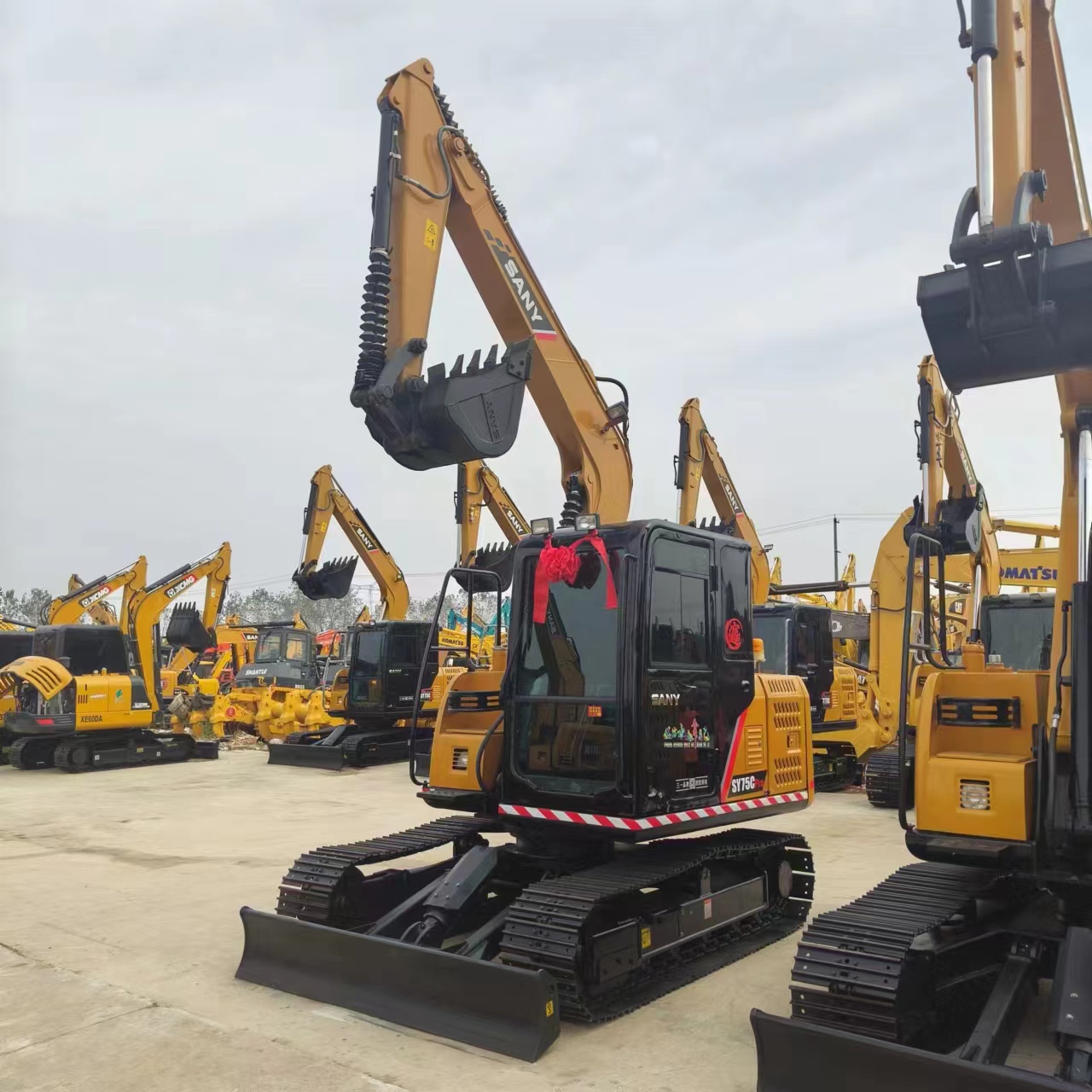 Miniexcavadora SANY SY75C: foto 4