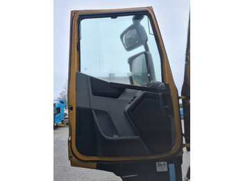 Puerta y piezas para Camión RENAULT DRZWI KOMPLETNE LEWE RENAULT GAMA T K C RANGE: foto 3 Puerta y piezas para Camión RENAULT DRZWI KOMPLETNE LEWE RENAULT GAMA T K C RANGE: foto 3