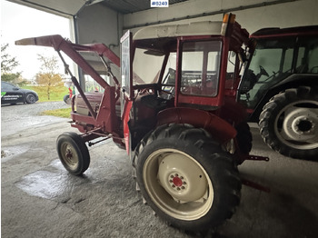 Tractor 1973 International 444 w/ Bjørnerud loader and bucket. WATCH VIDEO: foto 3