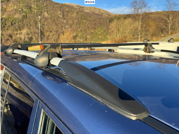 Coche 2000 Mitsubishi Pajero GLX with 7 seats: foto 4