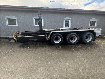 Remolque agrícola 2018 MCM 3 axle tractor-container trailer w/ hook: foto 2 Remolque agrícola 2018 MCM 3 axle tractor-container trailer w/ hook: foto 2