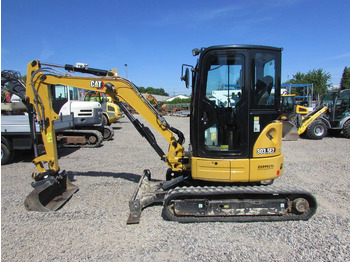 Miniexcavadora CATERPILLAR 303.5E
