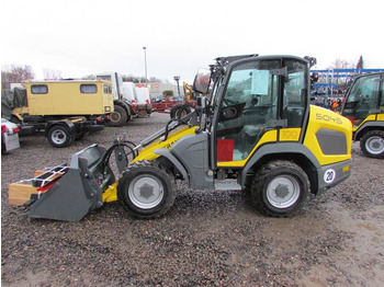 Cargadora de ruedas KRAMER