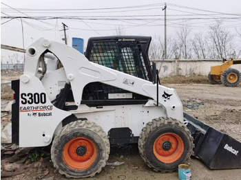 Minicargadora BOBCAT S300