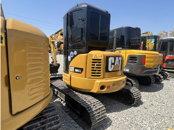 Miniexcavadora CATERPILLAR