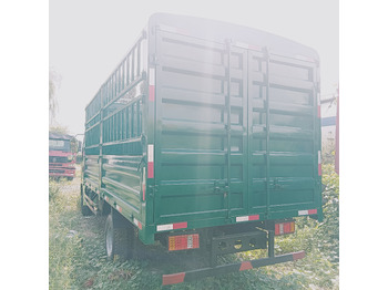 Camión SINOTRUK HOWO: foto 5 Camión SINOTRUK HOWO: foto 5