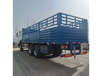 Camión SINOTRUK HOWO: foto 3