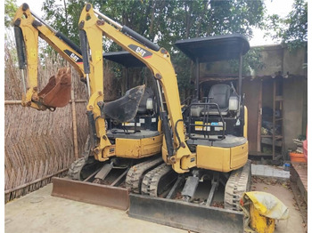 Miniexcavadora Caterpillar 302C: foto 3