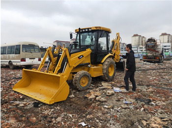 Retroexcavadora Caterpillar 416E: foto 4