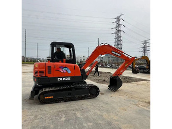 Miniexcavadora DOOSAN DH55