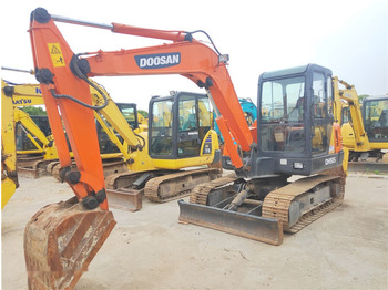 Miniexcavadora DOOSAN DH55-V
