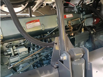 Camión volquete SINOTRUK HOWO: foto 4