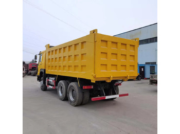 Camión volquete SINOTRUK HOWO