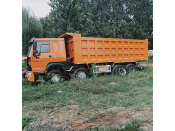 Camión volquete SINOTRUK HOWO: foto 4