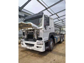 Cabeza tractora SINOTRUK HOWO