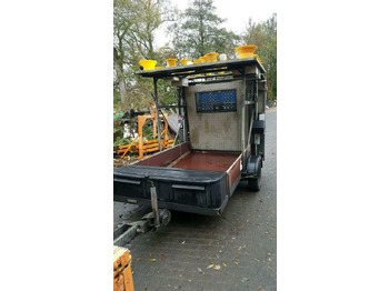 Remolque Nissen Absperrtafel Verkehrsleitanhänger verkehrsicherungsanhänge: foto 4
