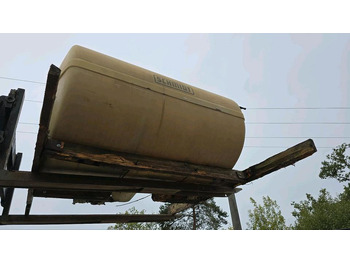 Contenedor cisterna Schmidt Mulag 2m3 Wassertank Wasserfass Speidel für Unimog UGE UGN 405 U300 400 500 427 430 LKW Boschung wassertank Laugentank Bewässerung 5000liter: foto 2 Contenedor cisterna Schmidt Mulag 2m3 Wassertank Wasserfass Speidel für Unimog UGE UGN 405 U300 400 500 427 430 LKW Boschung wassertank Laugentank Bewässerung 5000liter: foto 2