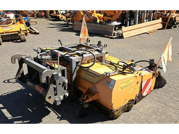 Barredora cucharón UNIMOG