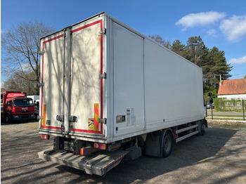 Camión Renault Trucks D: foto 3