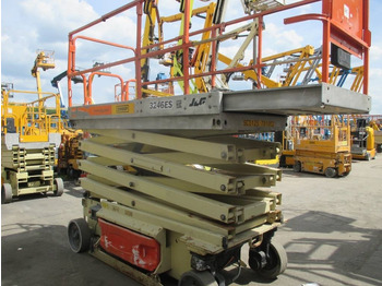 Plataforma de tijeras JLG 3246 ES: foto 4