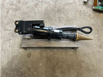 Astilladora de leña Fendeuse à bois pour minipelle: foto 3 Astilladora de leña Fendeuse à bois pour minipelle: foto 3