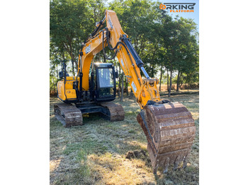 Excavadora JCB JS131LC: foto 3