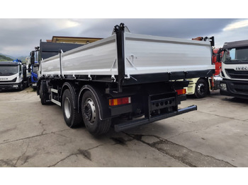 Camión volquete IVECO STRALIS AD 260S31: foto 2