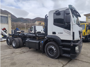 Camión multibasculante IVECO Stralis