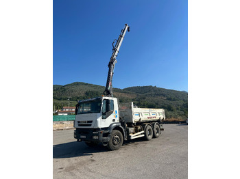 Camión grúa IVECO Trakker