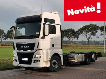 Camión chasis MAN TGX 26.480