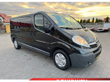 Furgoneta combi OPEL Vivaro