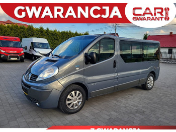 Minibús RENAULT Trafic
