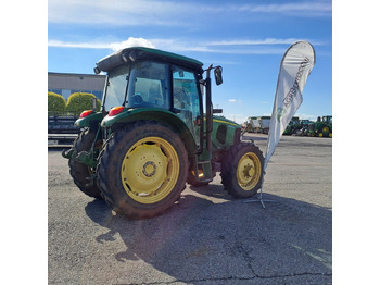 Tractor JOHN DEERE 5820