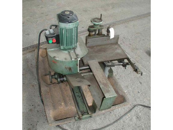Máquina para metal