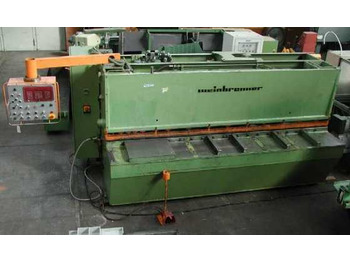 Máquina para metal