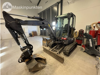 Miniexcavadora VOLVO ECR25D